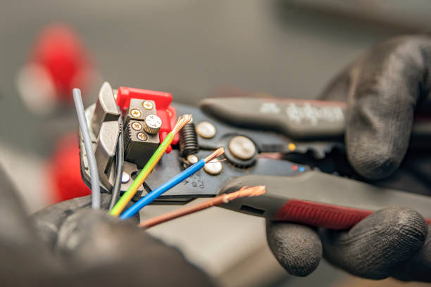 Best Industrial Electrical Services  in Hibbing, MN